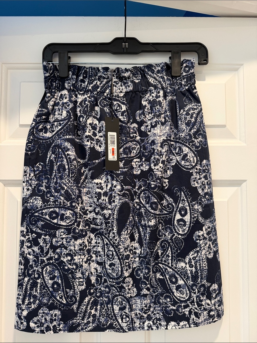 Donna Karan Navy and White Paisley-Print Pencil Skirt